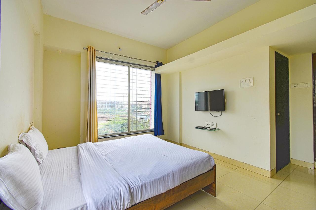 Fabexpress Golden Leaf Airport - Nr Pune International Airport Hotel Lohogaon Ngoại thất bức ảnh